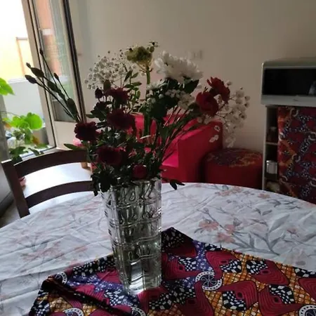 Centro بيت ضيافة بولونيا